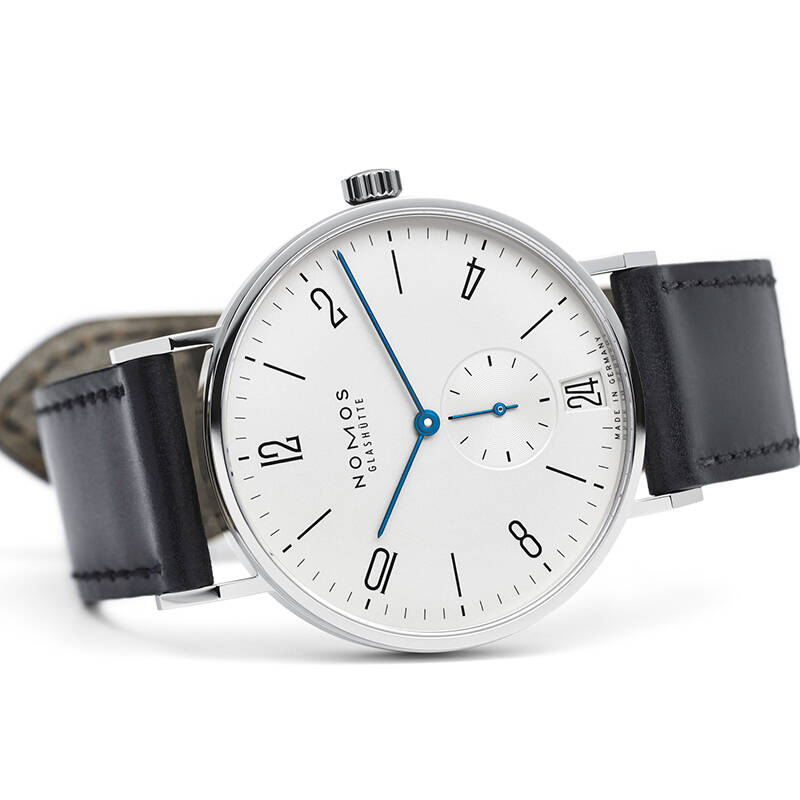 NOMOS表盤(pán)劃痕怎么修復(fù)